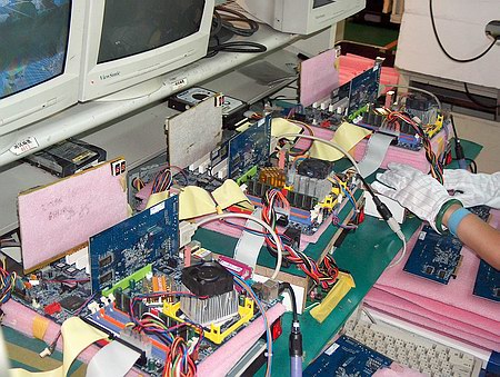 Репортаж с фабрики GIGABYTE: как создается материнская плата - CompReviews. ru