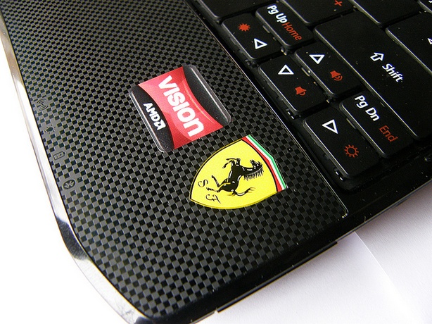 Обзор нетбука Acer Ferrari One