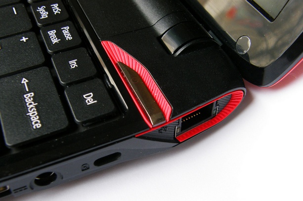 Обзор нетбука Acer Ferrari One