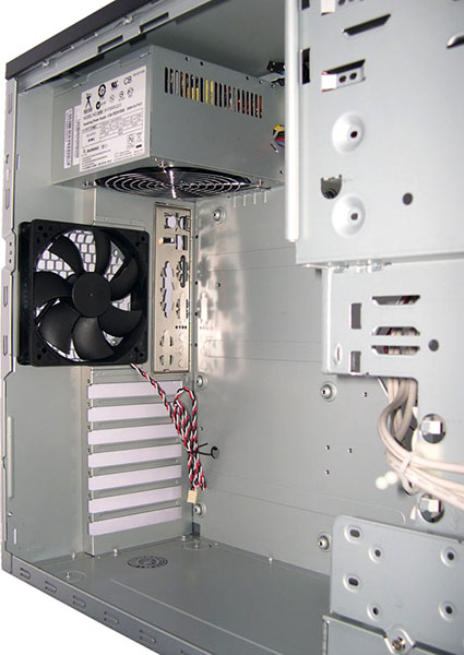Обзор корпуса In-win J607